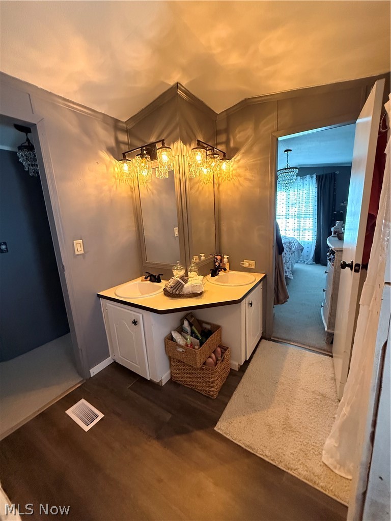 12860 Mayfield Road, Unit 42 Chardon, OH 44024 - Photo 23 of 33 Bathroom.