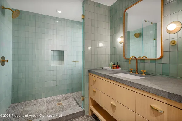 $100,000 | 135 Maroon Drive, Aspen, CO 81611