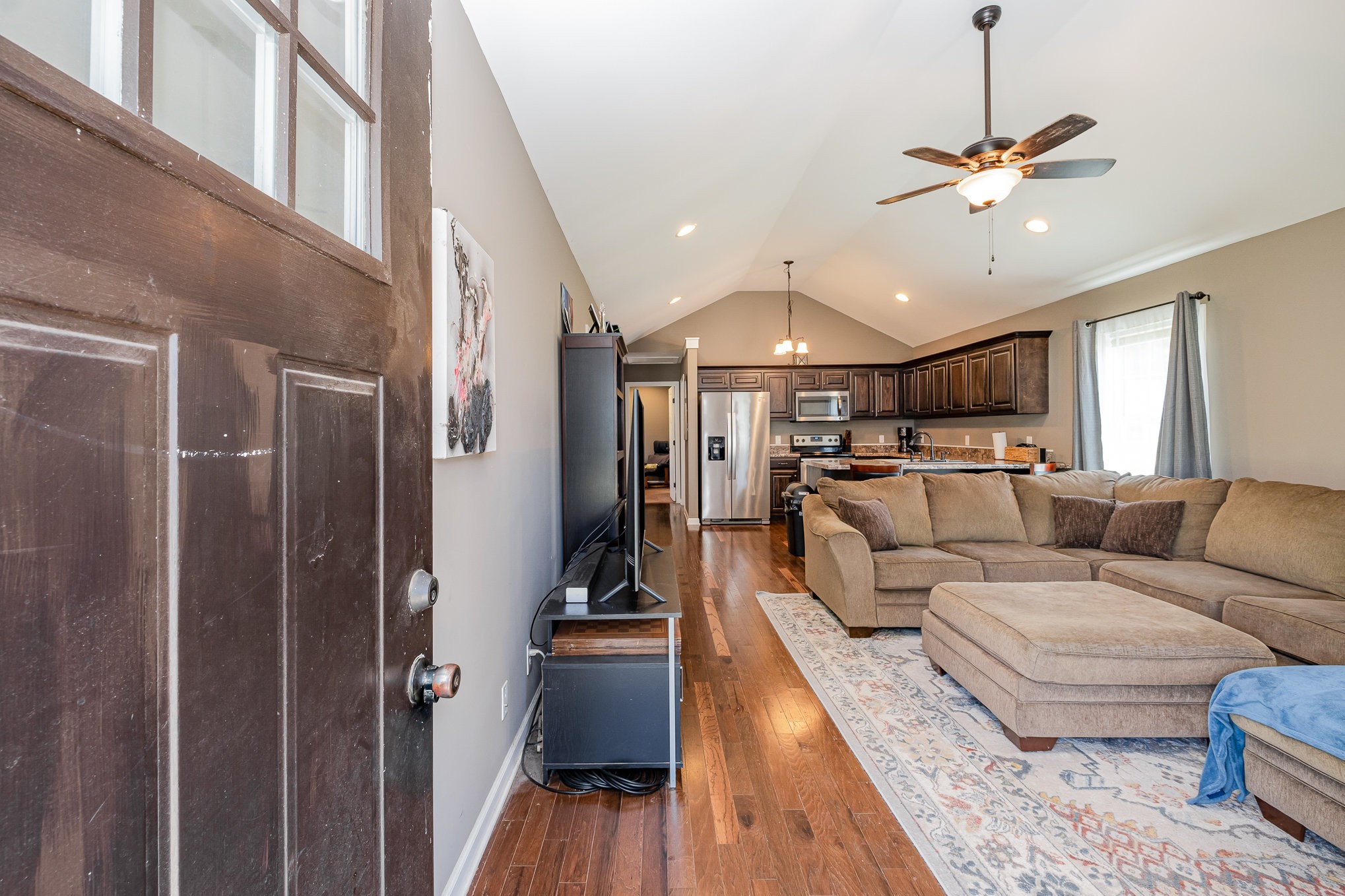 614 Maple Street Manchester, TN 37355 - Photo 4 of 17 Gallery Image 4