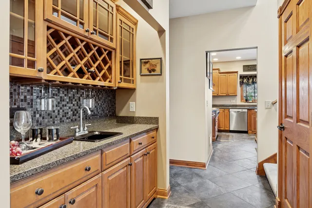 $715,000 | 5592 Jennifer Court, Yorkville, IL 60560