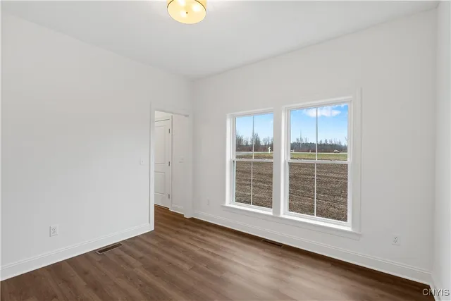 $456,900 | 105 Terwillager Lane, Manlius, NY 13116