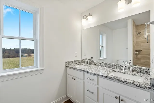 $456,900 | 105 Terwillager Lane, Manlius, NY 13116