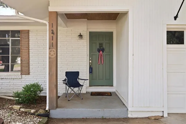 a view of a entryway door of the house
