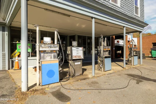 $589,000 | 163 Front Street, Great Barrington, MA 01236