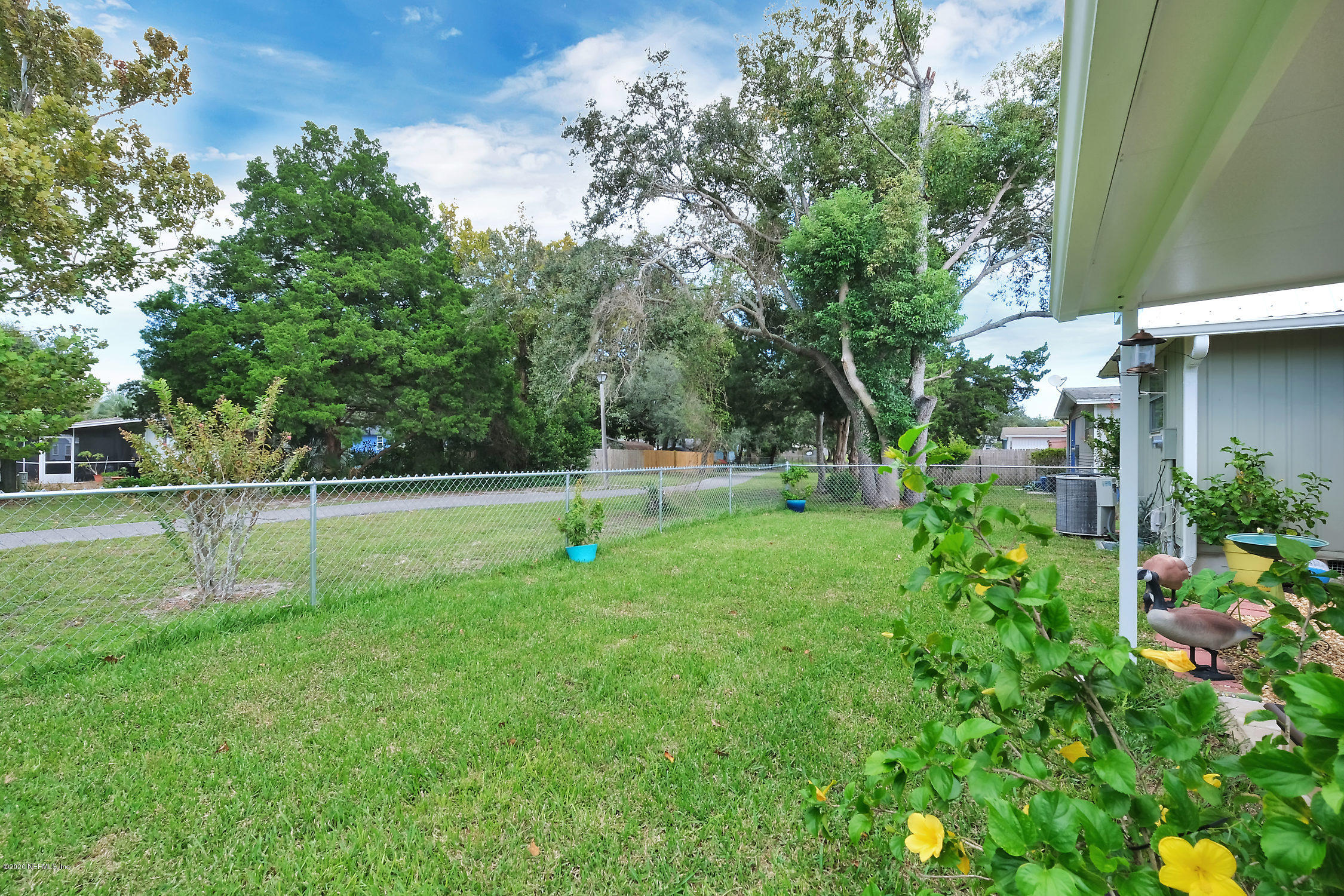 890 Palermo Road St. Augustine, FL 32086 - Photo 23 of 25 a view of a park with a tree