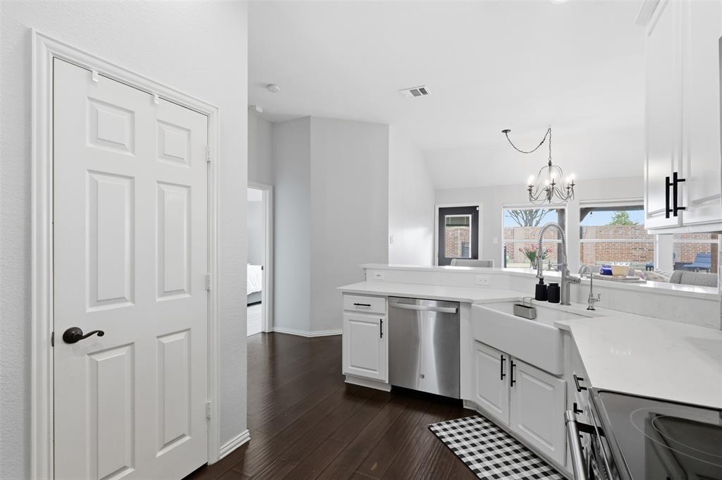 11010 Spring Lake Road Frisco, TX 75035 - Photo 15 of 38