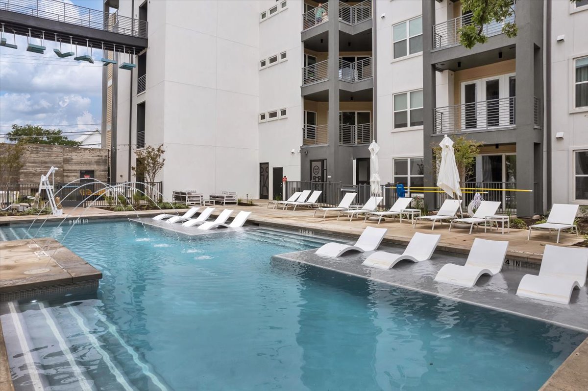 4801 Springdale Road, Unit 1402 Austin, TX 78723 - Photo 30 of 39