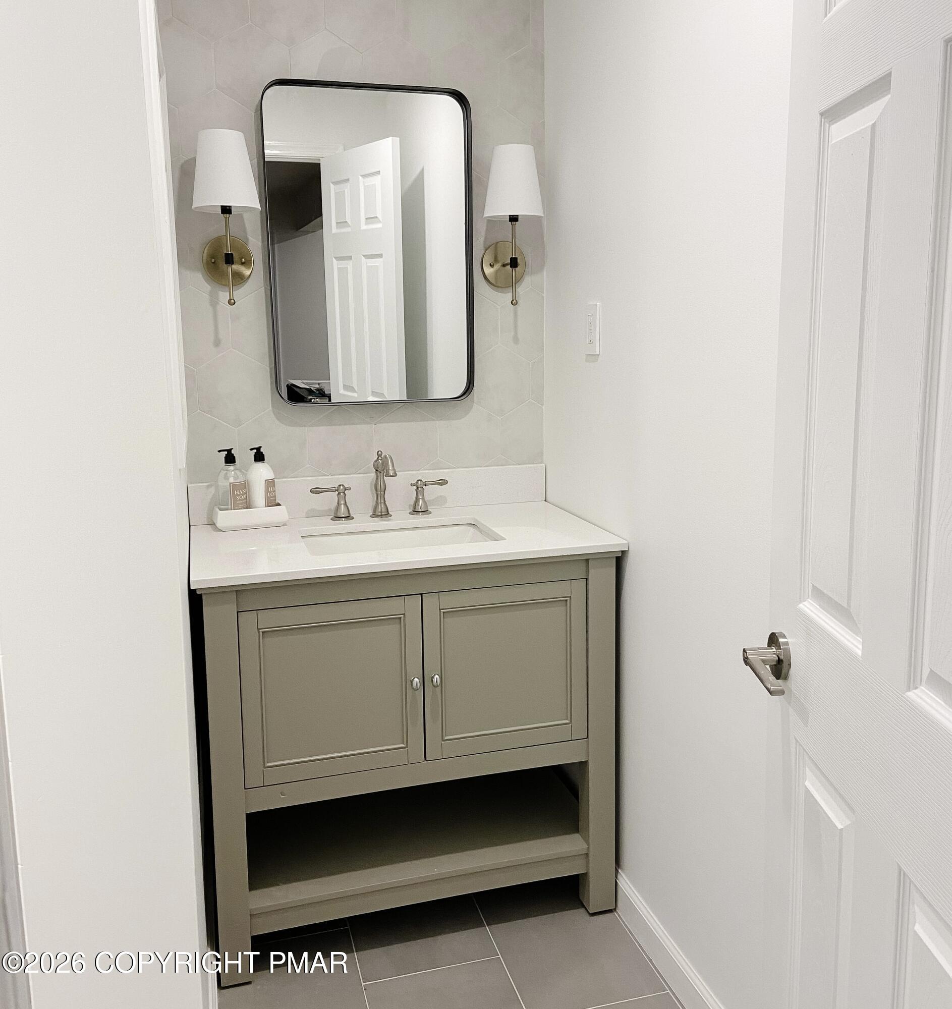 1214 Clover Road Long Pond, PA 18334 - Photo 27 of 47 image26