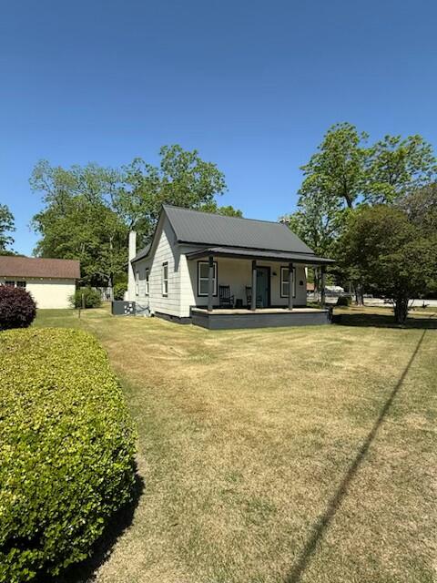 312 South Parler Avenue St. George, SC 29477 - Photo 2 of 23 front