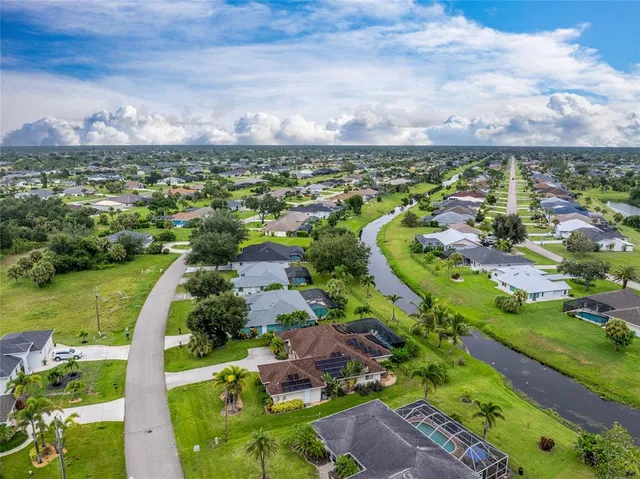 $450,000 | 138 Broadmoor Lane, Rotonda West, FL 33947