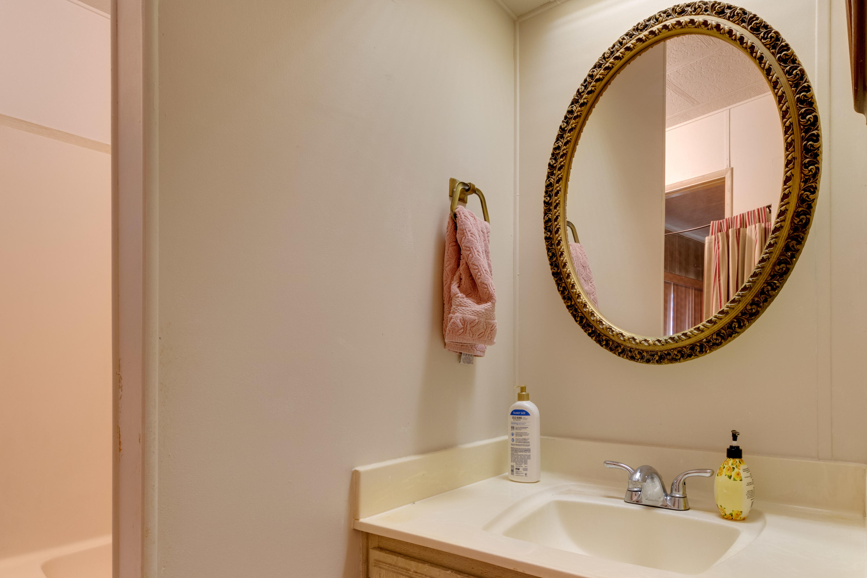 146 West Coast Road, Unit 27 Redway, CA 95560 - Photo 19 of 31