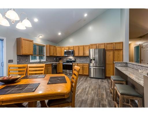 172 Wrentham Road Springfield, MA 01119 - Photo 8 of 22