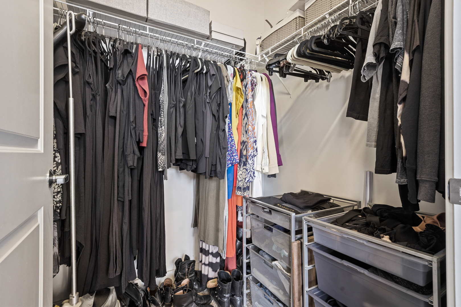 901 West Madison Street, Unit 401 Chicago, IL 60607 - Photo 12 of 19 a view of a closet