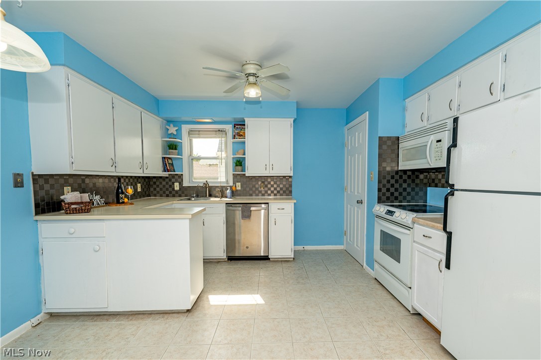 5965 Edgewood Road Cleveland, OH 44124 - Photo 4 of 35