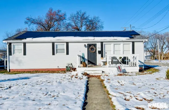 $135,900 | 701 West Prairie Street, Taylorville, IL 62568