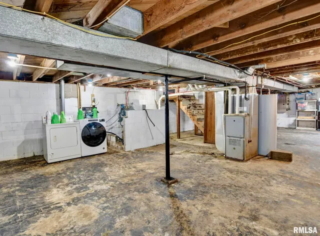 $135,900 | 701 West Prairie Street, Taylorville, IL 62568