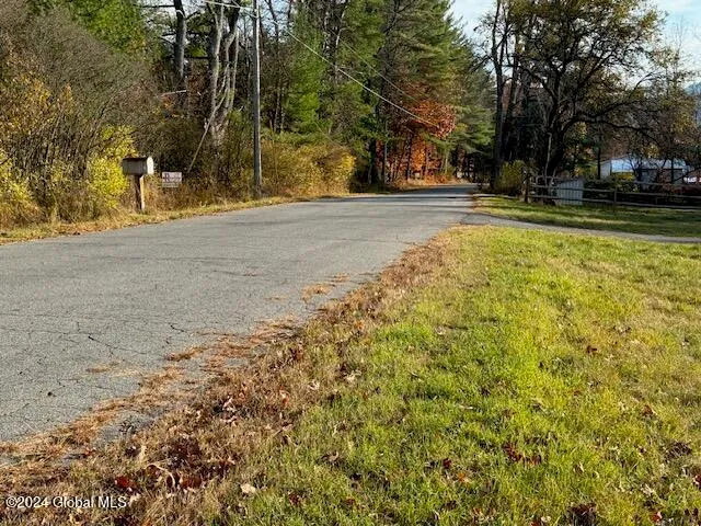 $199,500 | 30 Vanare Lane, Lake Luzerne, NY 12846