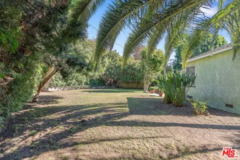 $1,895,000 | 3031 South Bentley Avenue, Los Angeles, CA 90064