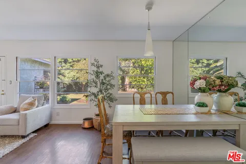 $1,895,000 | 3031 South Bentley Avenue, Los Angeles, CA 90064