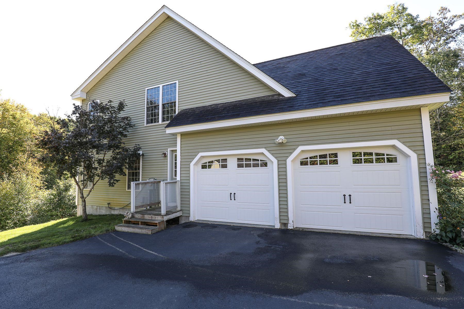 42 Swanson Road New Boston, NH 03070 - Photo 5 of 40