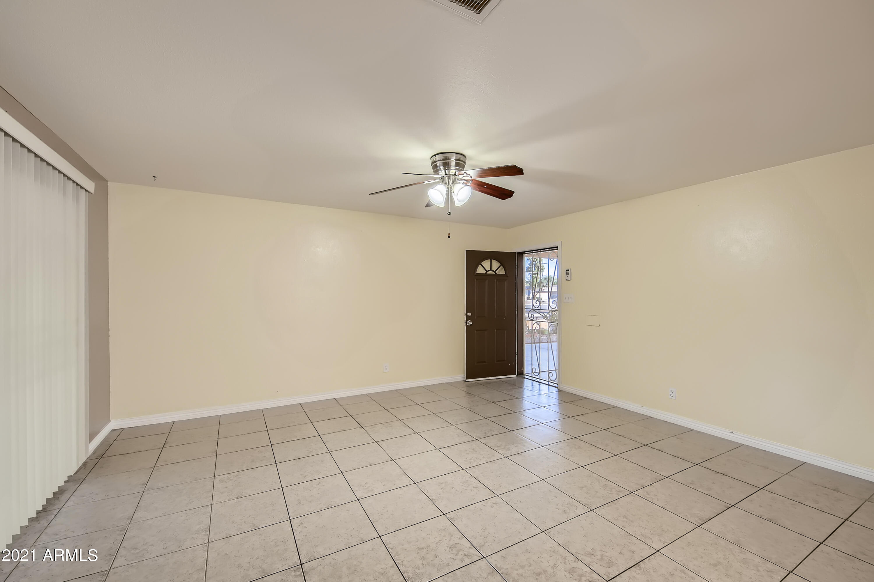 3502 West Lawrence Road Phoenix, AZ 85019 - Photo 3 of 11 08 Living Room