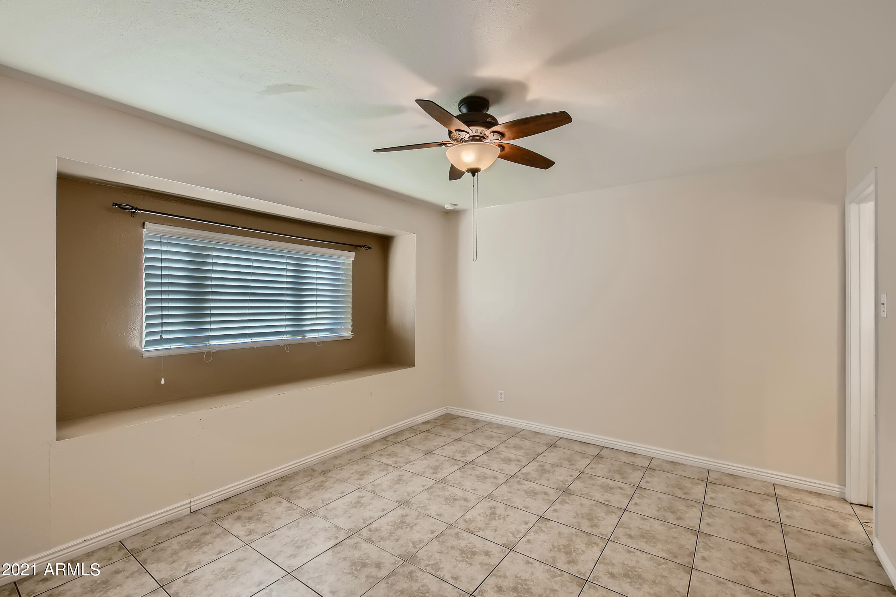 3502 West Lawrence Road Phoenix, AZ 85019 - Photo 6 of 11 13 Primary Bedroom