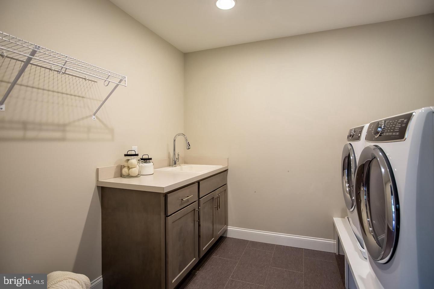 425 East Delp Road Lancaster, PA 17601 - Photo 84 of 119 Second floor laundry