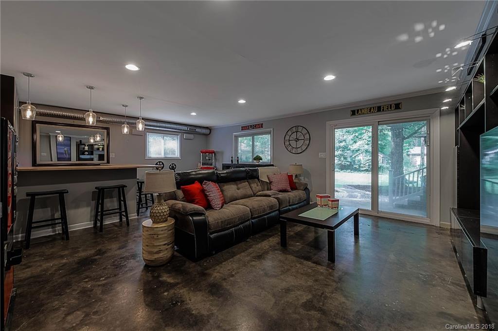5918 Gate Post Road, Unit 7 Charlotte, NC 28211 - Photo 23 of 36 Gallery Image 23