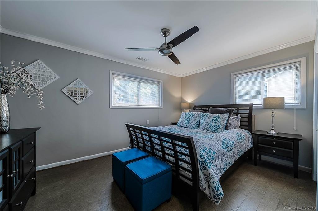 5918 Gate Post Road, Unit 7 Charlotte, NC 28211 - Photo 28 of 36 Gallery Image 28