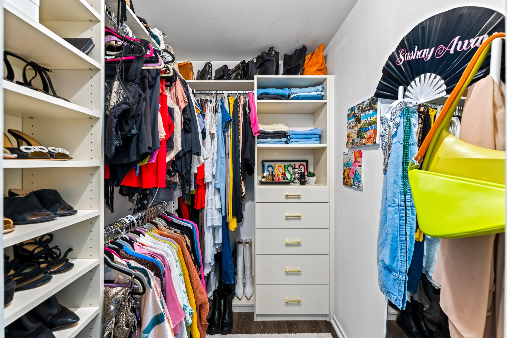 906 Rocky Spring Road Austin, TX 78753 - Photo 20 of 37 View of walk in closet