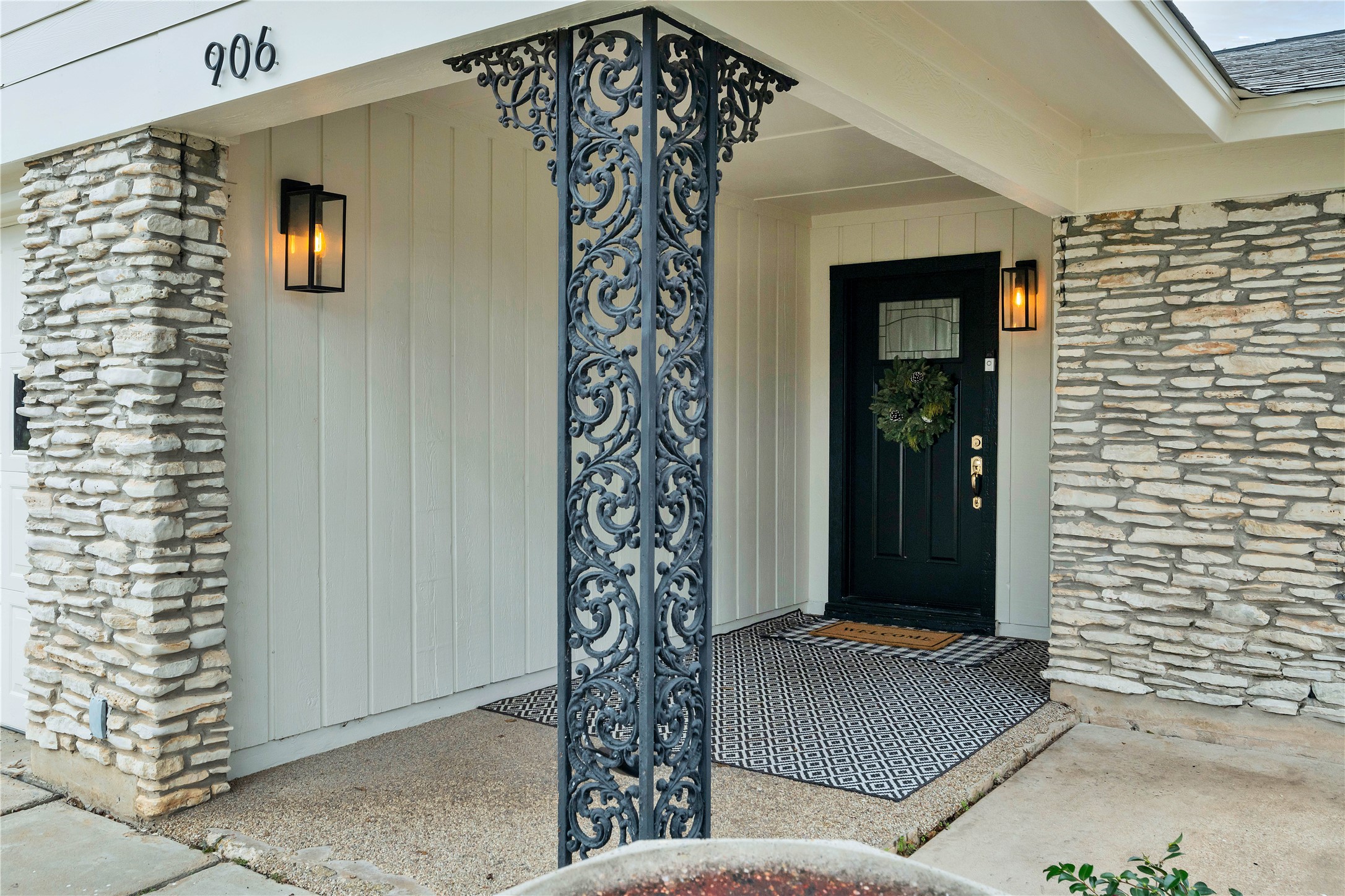 906 Rocky Spring Road Austin, TX 78753 - Photo 34 of 37 Covered patio entering the home.