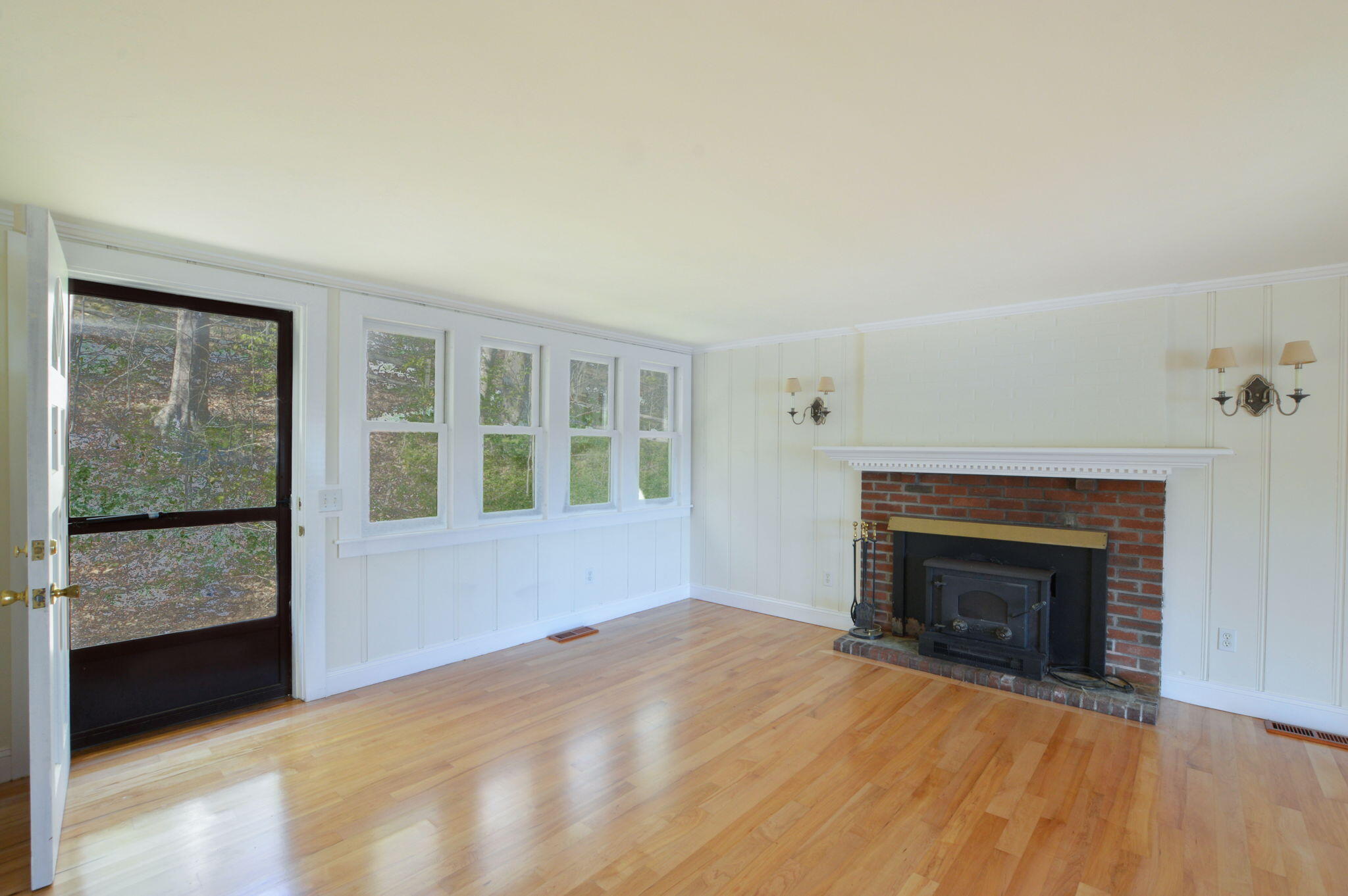 226 Pimlico Pond Road Mashpee, MA 02649 - Photo 10 of 37 7-web-or-mls-DSC_0759 copy