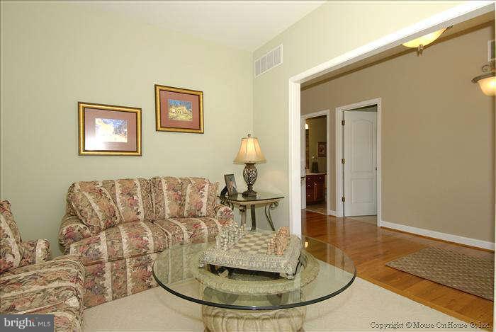 124 Kehm Road Queenstown, MD 21658 - Photo 11 of 27 Interior (General)