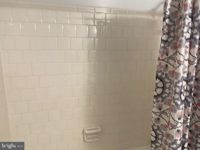 10763 Lester Street Silver Spring, MD 20902 - Photo 12 of 22 Upstairs Bathroom