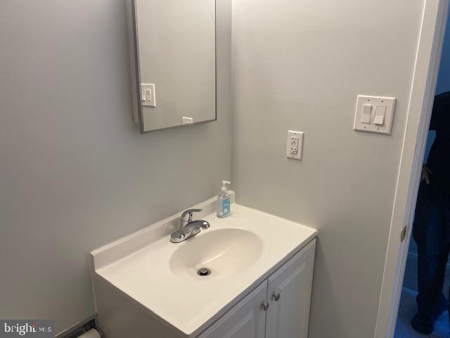 10763 Lester Street Silver Spring, MD 20902 - Photo 13 of 22 Upstairs Bathroom