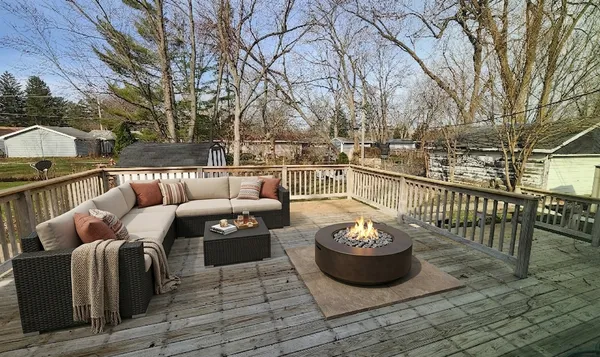 $329,900 | 3520 William Street, Steger, IL 60475