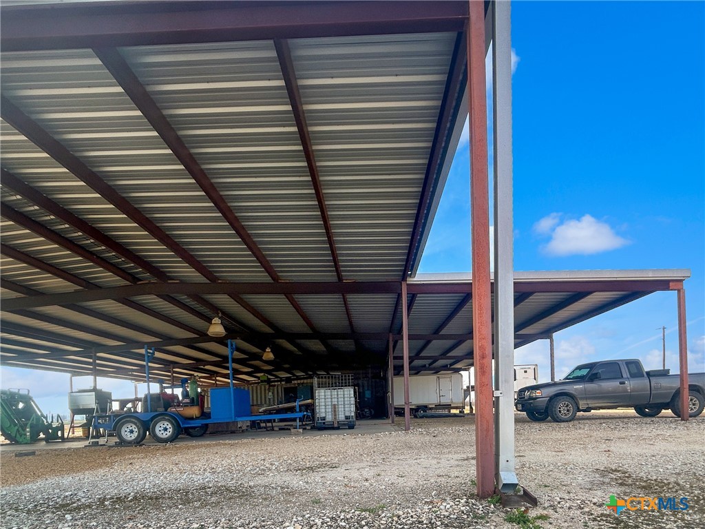 1747 Cr 139 Loop Cameron, TX 76520 - Photo 33 of 42 a view of a garage