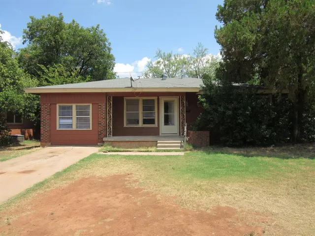 $1,795 | 1351 Westview Drive, Abilene, TX 79603
