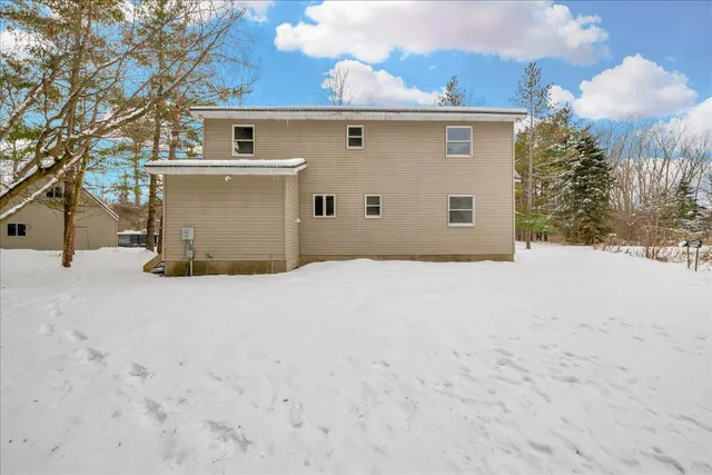 $425,000 | 2979 Meadowdale Road, Metamora, MI 48455