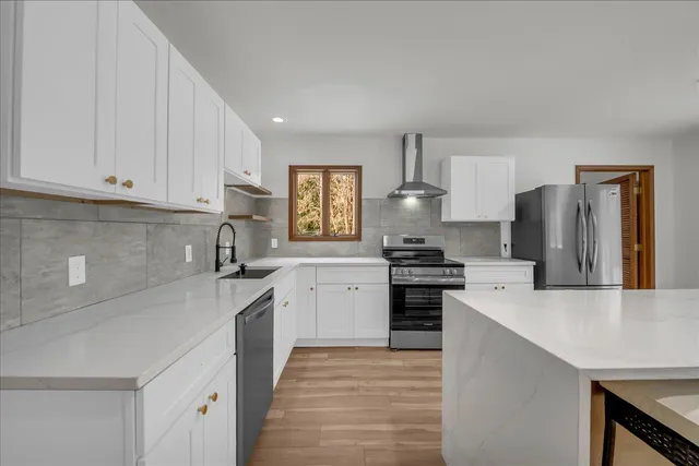 $425,000 | 2979 Meadowdale Road, Metamora, MI 48455