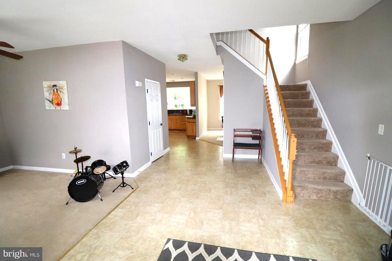 1109 Ruddy Duck Court Denton, MD 21629 - Photo 2 of 17 Living Room