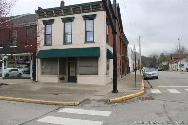 $349,999 | 302 Jefferson Street, Madison, IN 47250