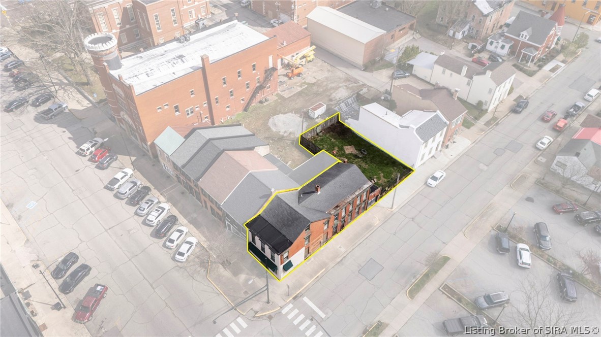 302 Jefferson Street Madison, IN 47250 - Photo 2 of 50