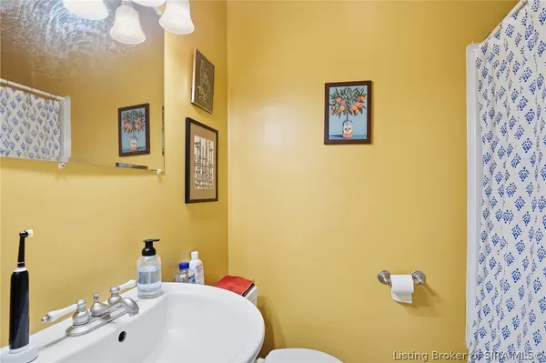$349,999 | 302 Jefferson Street, Madison, IN 47250
