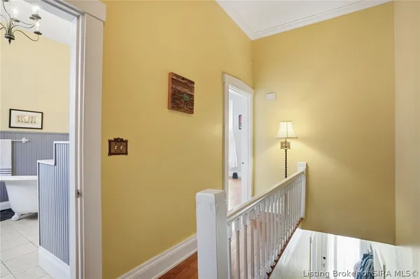 $349,999 | 302 Jefferson Street, Madison, IN 47250