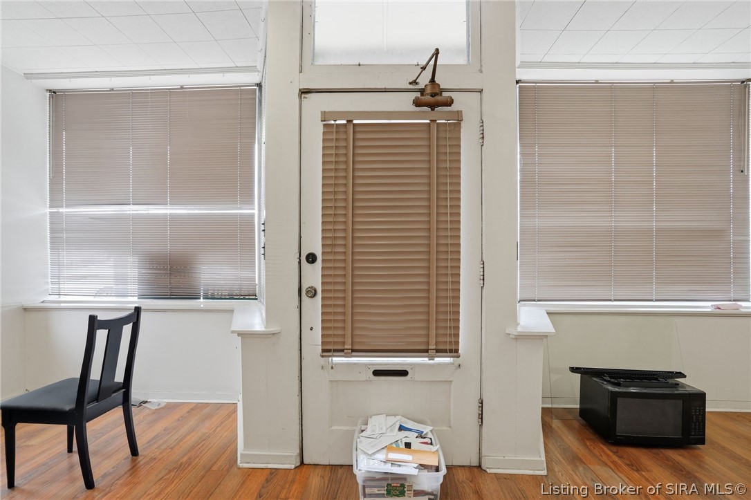 302 Jefferson Street Madison, IN 47250 - Photo 4 of 50