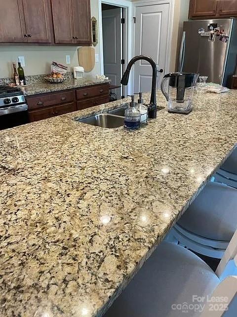 515 Bowline Drive Denver, NC 28037 - Photo 14 of 25 a kitchen with sink and cabinets