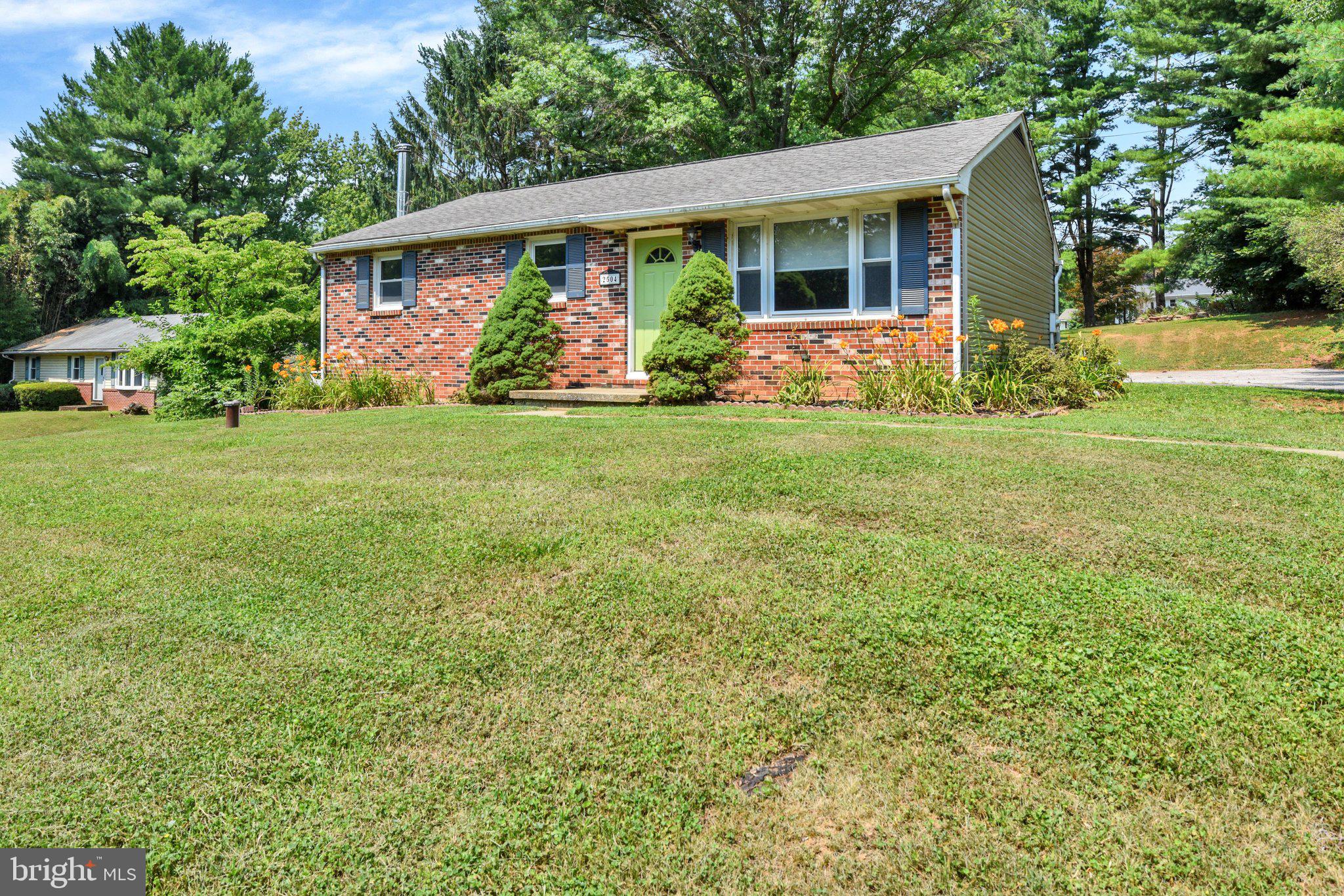 2504 Fairmount Road Hampstead, MD 21074 - Photo 2 of 30