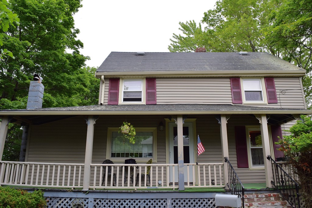 20 Hobamack Road Weymouth, MA 02191 - Photo 1 of 17 Gallery Image 1