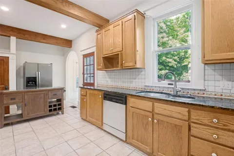 $635,000 | 111 South Willomet Avenue, Dallas, TX 75208